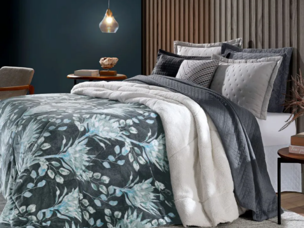 Qual a diferença entre edredom e cobertor: qual é o melhor para sua cama?